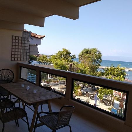 Thea, Agios Andreas Apartment Nea Koroni Exterior foto